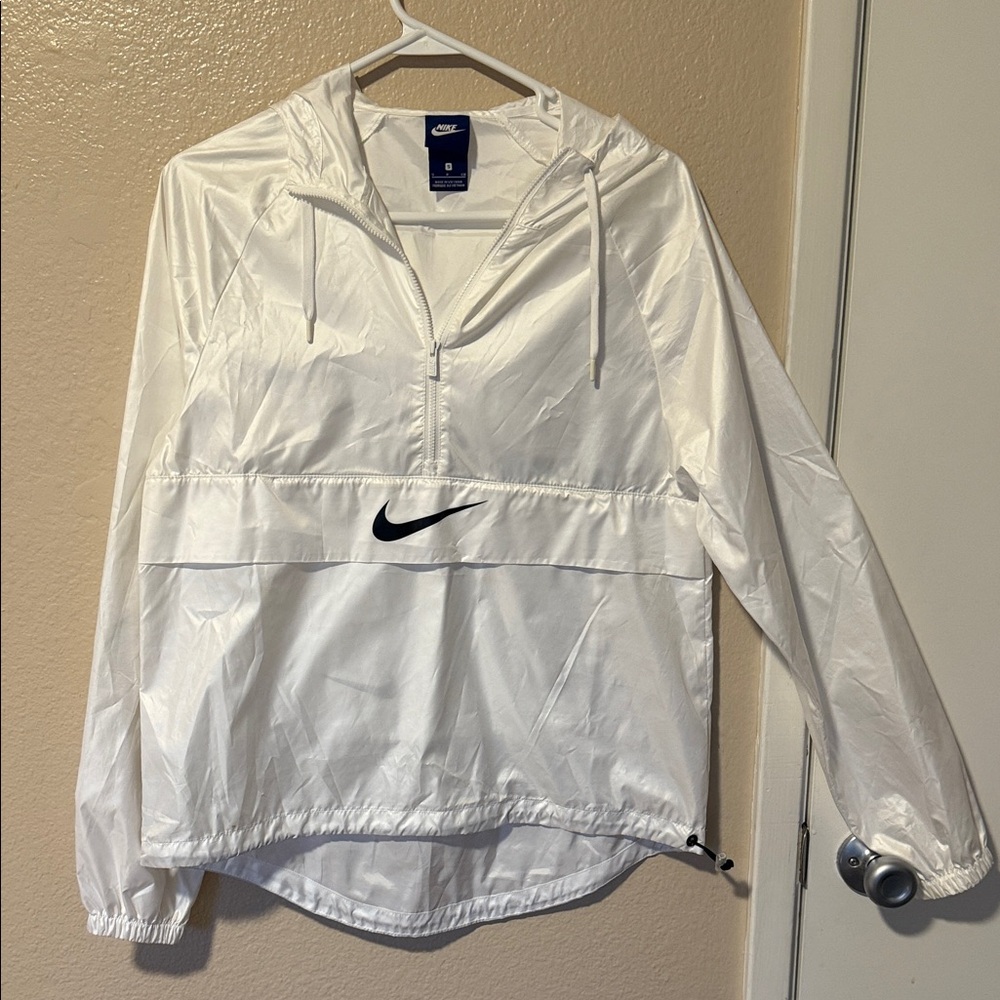 Nike Women's Half-Zip Windbreaker